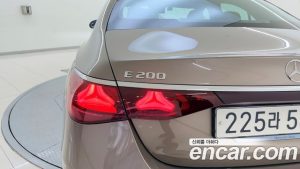 Mercedes-Benz E-Class E200 Avantgarde 2025 года из Южной Кореи