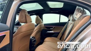 Mercedes-Benz E-Class E200 Avantgarde 2025 года из Южной Кореи