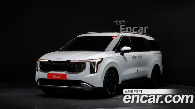 Kia Canival 9-Seater Signature 2024 года из Кореи