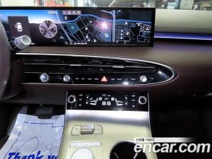 Genesis GV70 2.5T Бензин AWD 2025 года из Южной Кореи