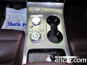 Genesis GV70 2.5T Бензин AWD 2025 года из Южной Кореи