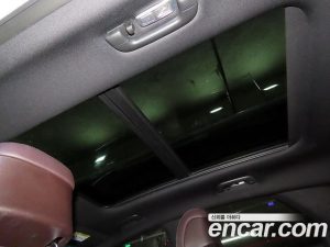 Genesis GV70 2.5T Бензин AWD 2025 года из Южной Кореи