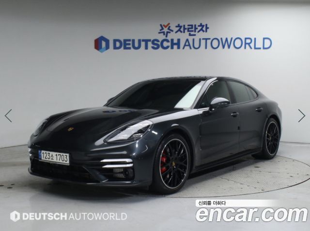 Porsche Panamera 4.0 GTS 2022 года из Кореи