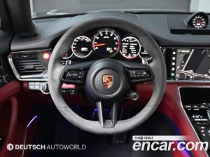 Porsche Panamera 4.0 GTS 2022 года из Южной Кореи