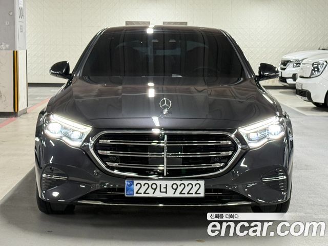 Mercedes-Benz E-Class E300 4MATIC Exclusive 2025 года из Кореи