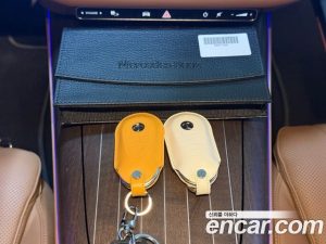 Mercedes-Benz E-Class E300 4MATIC Exclusive 2025 года из Южной Кореи