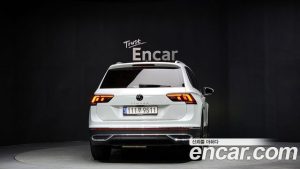 Volkswagen Tiguan 2.0 TDI Premium 2023 года из Южной Кореи