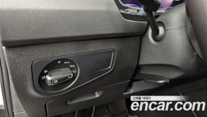 Volkswagen Tiguan 2.0 TDI Premium 2023 года из Южной Кореи