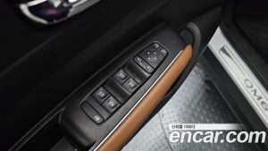 Renault-KoreaSamsung QM6 2.0 LPe RE Signature 2WD 2022 года из Южной Кореи