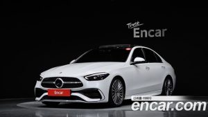 Mercedes-Benz C-Class C300 4MATIC AMG Line 2023 года из Южной Кореи