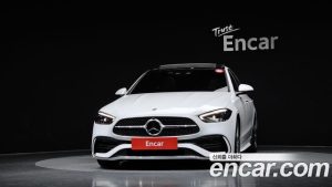 Mercedes-Benz C-Class C300 4MATIC AMG Line 2023 года из Южной Кореи