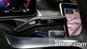 Mercedes-Benz C-Class C300 4MATIC AMG Line 2023 года из Южной Кореи