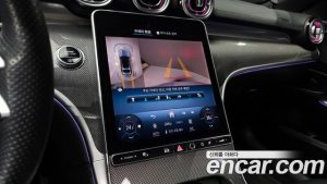 Mercedes-Benz C-Class C300 4MATIC AMG Line 2023 года из Южной Кореи