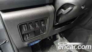 Renault-KoreaSamsung QM6 2.0 LPe LE 2WD 2026 года из Южной Кореи
