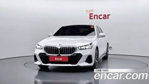 BMW 5-Series 520i M Sport 2024 года из Южной Кореи