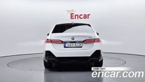 BMW 5-Series 520i M Sport 2024 года из Южной Кореи