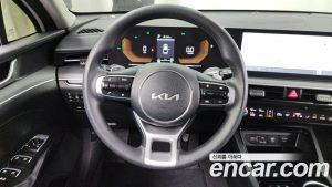 Kia K5 Prestige 2024 года из Южной Кореи