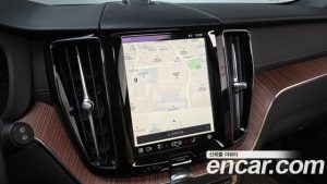 Volvo XC60 B5 Ultra Bright 2025 года из Южной Кореи