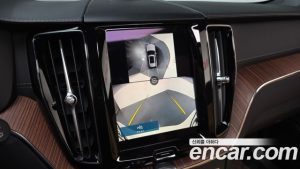 Volvo XC60 B5 Ultra Bright 2025 года из Южной Кореи