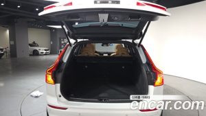 Volvo XC60 B5 Ultra Bright 2025 года из Южной Кореи