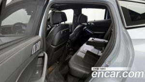 BMW X6 xDrive40i M Sport 2024 года из Южной Кореи