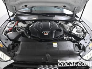 Audi A7 55 TFSI 4WD Premium 2023 года из Южной Кореи