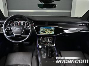 Audi A7 55 TFSI 4WD Premium 2023 года из Южной Кореи