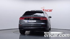 Audi Q8 55 TFSI 4WD Premium 2023 года из Южной Кореи