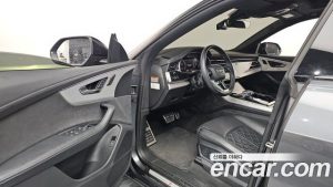 Audi Q8 55 TFSI 4WD Premium 2023 года из Южной Кореи