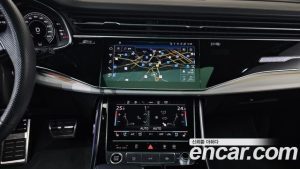 Audi Q8 55 TFSI 4WD Premium 2023 года из Южной Кореи