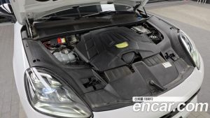 Porsche Cayenne 3.0 Coupe 2022 года из Южной Кореи