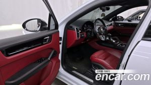 Porsche Cayenne 3.0 Coupe 2022 года из Южной Кореи
