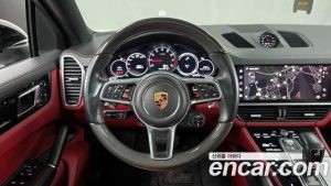 Porsche Cayenne 3.0 Coupe 2022 года из Южной Кореи