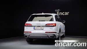 Audi Q7 45 TDI 4WD Premium 2023 года из Южной Кореи