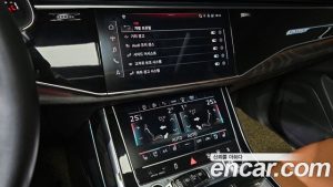Audi Q7 45 TDI 4WD Premium 2023 года из Южной Кореи