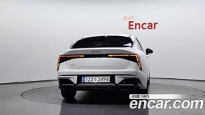 Kia K5 1.6 Turbo 2024 года из Южной Кореи