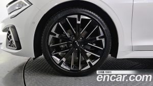 Kia K5 1.6 Turbo 2024 года из Южной Кореи