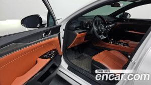 Kia K5 1.6 Turbo 2024 года из Южной Кореи