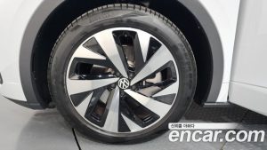 Volkswagen ID.5 PRO 2025 года из Южной Кореи