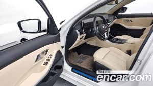 BMW 3-Series 320i 2023 года из Южной Кореи