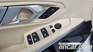 BMW 3-Series 320i 2023 года из Южной Кореи