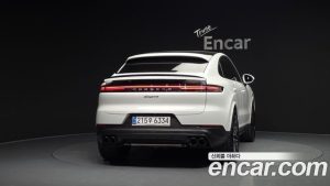 Porsche Cayenne 3.0 Coupe 2025 года из Южной Кореи