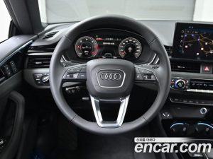 Audi A5 40 TDI 4WD Premium Sportback 2023 года из Южной Кореи