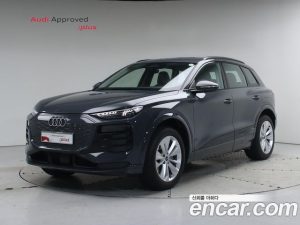 Audi Q6 e-tron Performance 2025 года из Южной Кореи