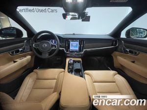 Volvo S90 B5 ULTIMATE Bright 2024 года из Южной Кореи