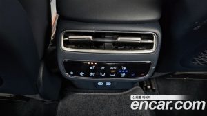 Genesis GV70 2.5T Бензин 2WD 2025 года из Южной Кореи