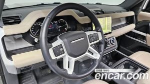 Land Rover Defender 90 D250 SE 2023 года из Южной Кореи