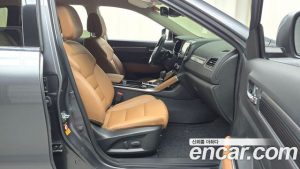 Renault-KoreaSamsung QM6 2.0 GDe RE Signature 2WD 2023 года из Южной Кореи