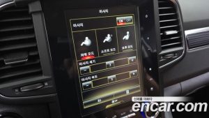 Renault-KoreaSamsung QM6 2.0 GDe RE Signature 2WD 2023 года из Южной Кореи