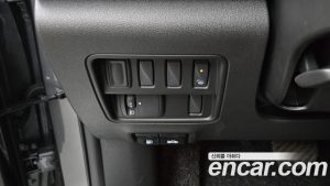 Renault-KoreaSamsung QM6 2.0 GDe RE Signature 2WD 2023 года из Южной Кореи